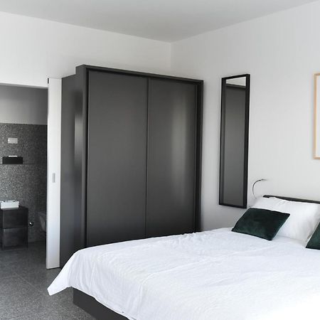 Buric House - M Suite - 95M2 And 54 M2 Terrace روفينج المظهر الخارجي الصورة
