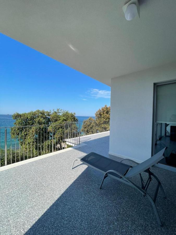 Buric House - M Suite - 95M2 And 54 M2 Terrace روفينج المظهر الخارجي الصورة