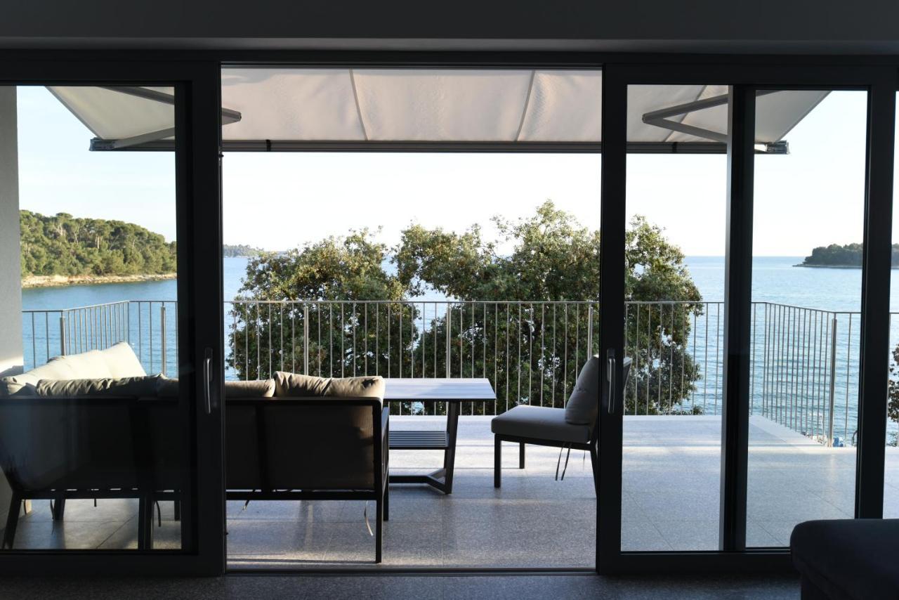 Buric House - M Suite - 95M2 And 54 M2 Terrace روفينج المظهر الخارجي الصورة