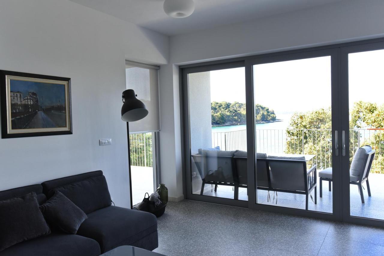 Buric House - M Suite - 95M2 And 54 M2 Terrace روفينج المظهر الخارجي الصورة